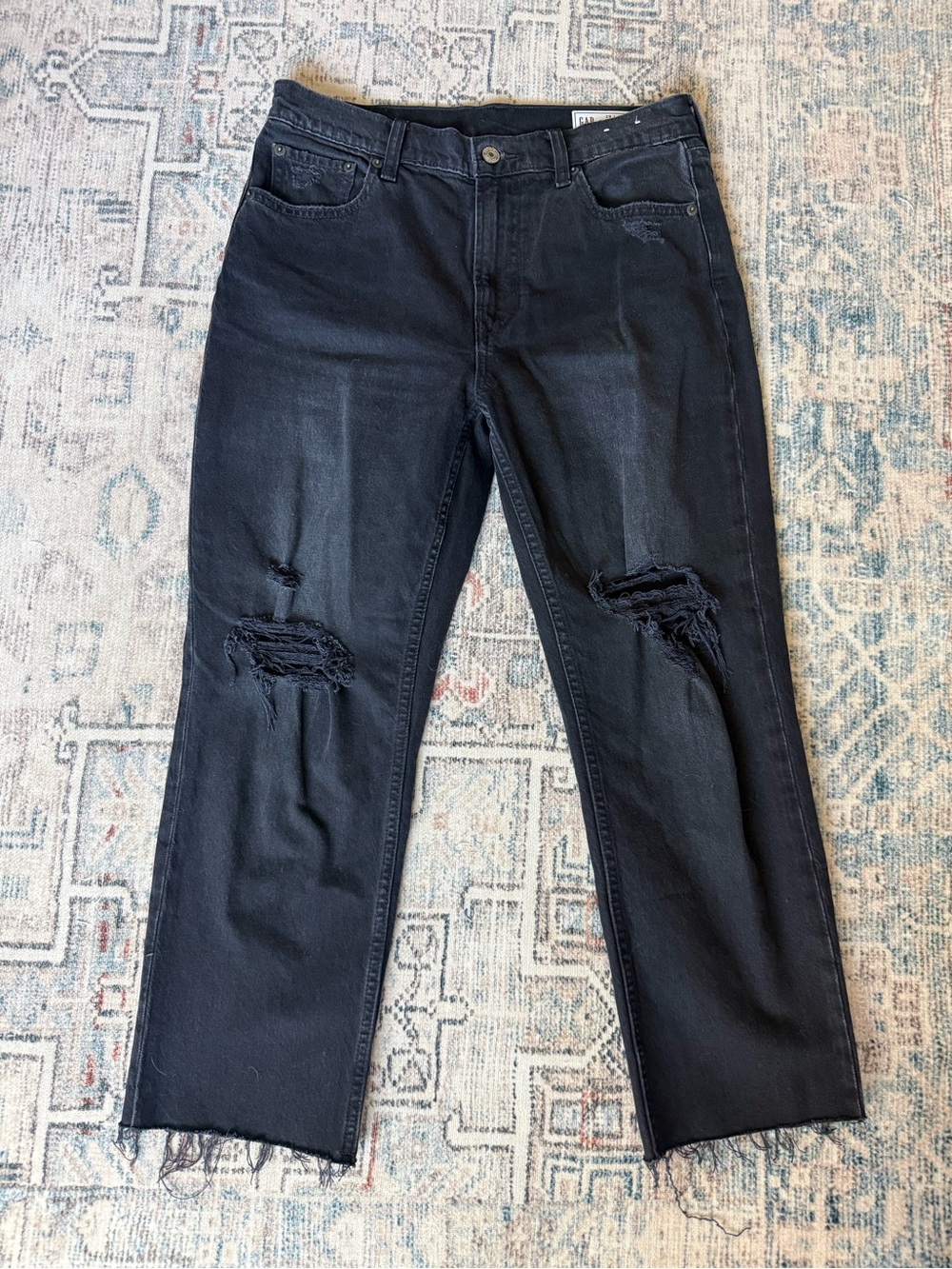GAP cheeky straight high rise jeans in distressed black